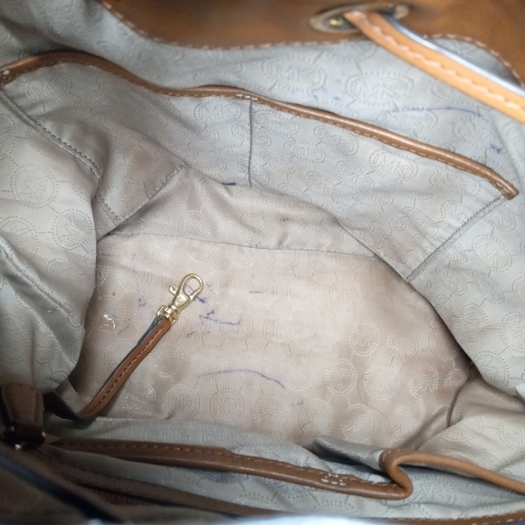 Michael Kors purse - Picture 4 of 5